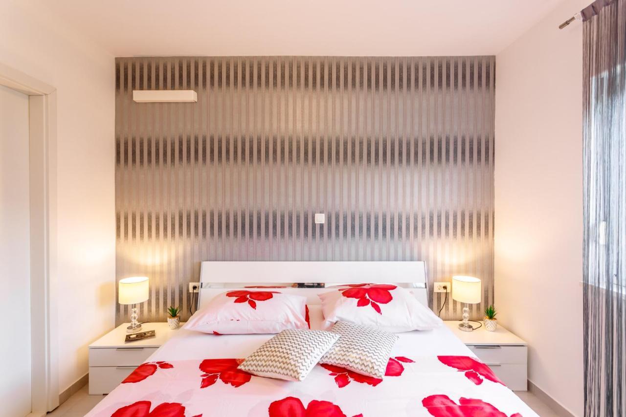 Luxury Apartments Budimir 珀德垂那 外观 照片