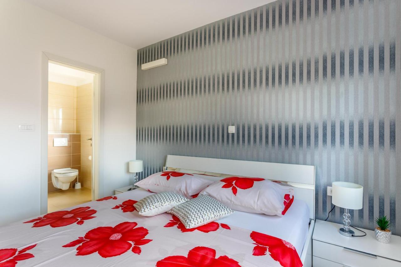 Luxury Apartments Budimir 珀德垂那 外观 照片