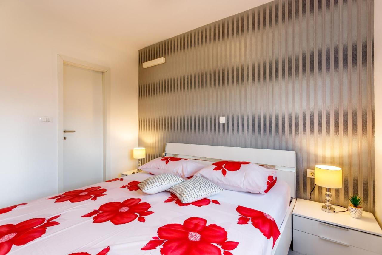 Luxury Apartments Budimir 珀德垂那 外观 照片