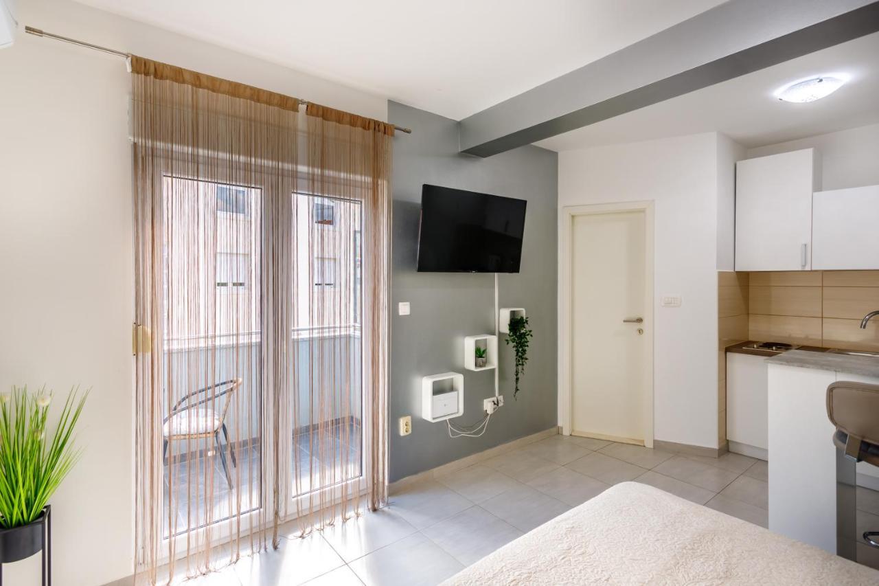 Luxury Apartments Budimir 珀德垂那 外观 照片