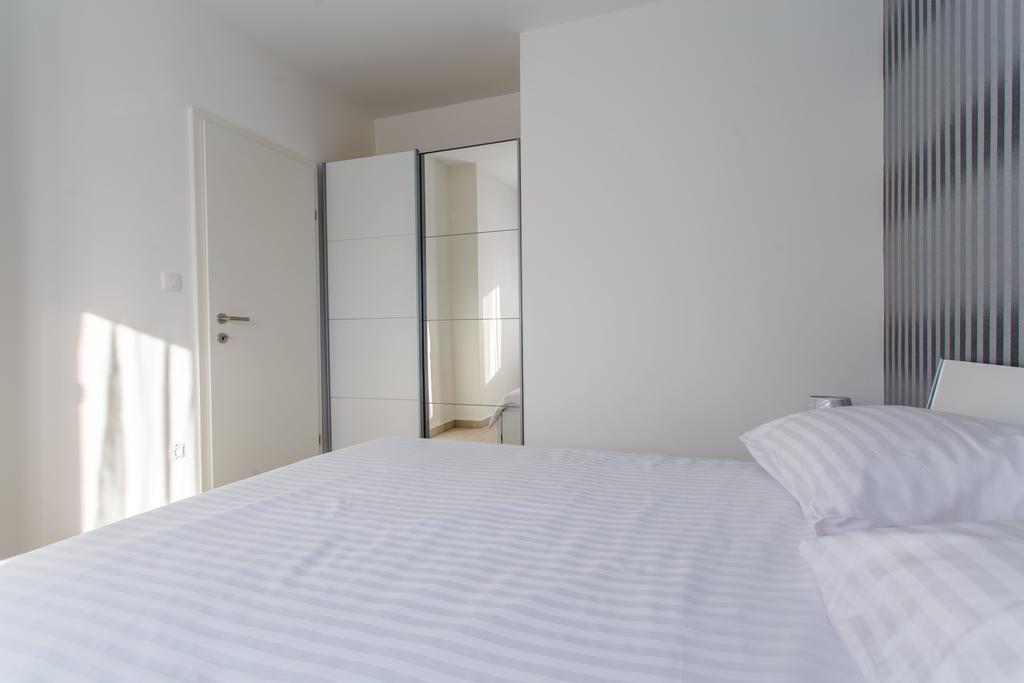 Luxury Apartments Budimir 珀德垂那 外观 照片