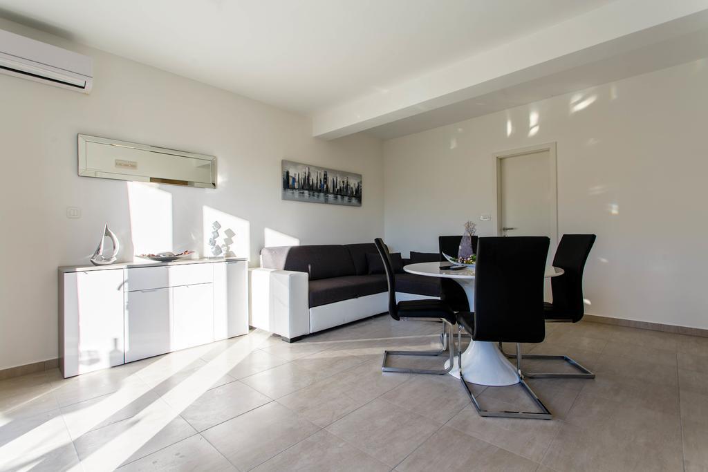 Luxury Apartments Budimir 珀德垂那 外观 照片
