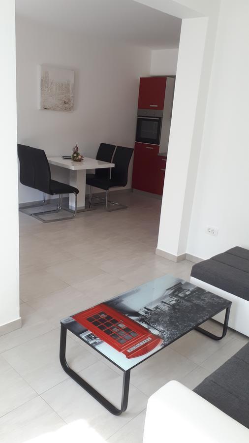 Luxury Apartments Budimir 珀德垂那 外观 照片